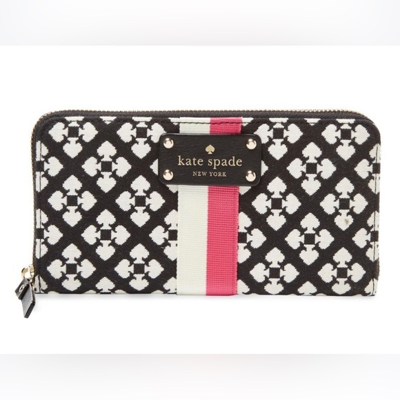 kate spade Handbags - 8 inch Kate Spade Wallet